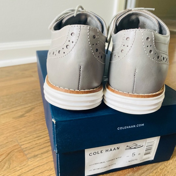 Cole Haan Original Grand WTIP, size 5 Ironstone/white - Picture 4 of 9